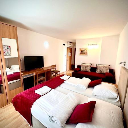 Garni Hotel Keltika Izola Bagian luar foto