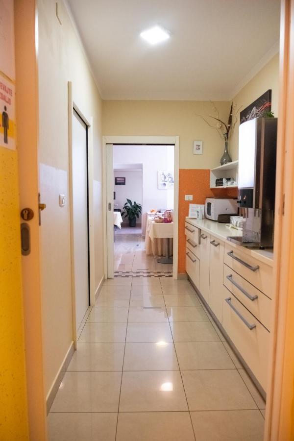 Garni Hotel Keltika Izola Bagian luar foto