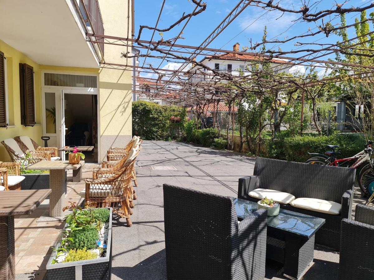 Garni Hotel Keltika Izola Bagian luar foto
