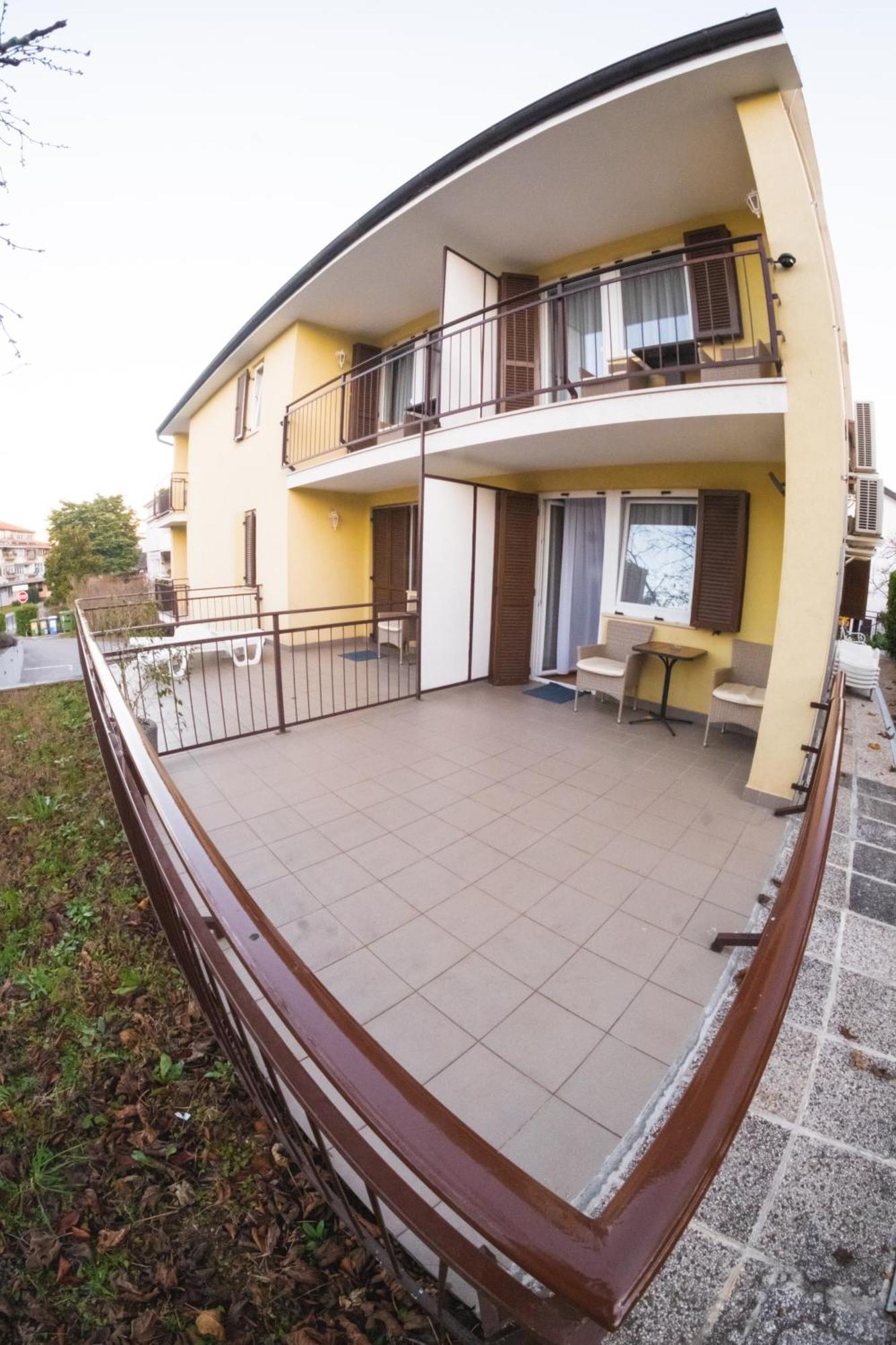 Garni Hotel Keltika Izola Bagian luar foto
