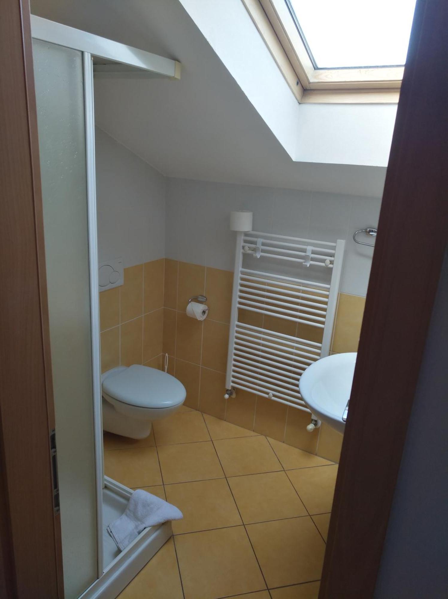 Garni Hotel Keltika Izola Bagian luar foto