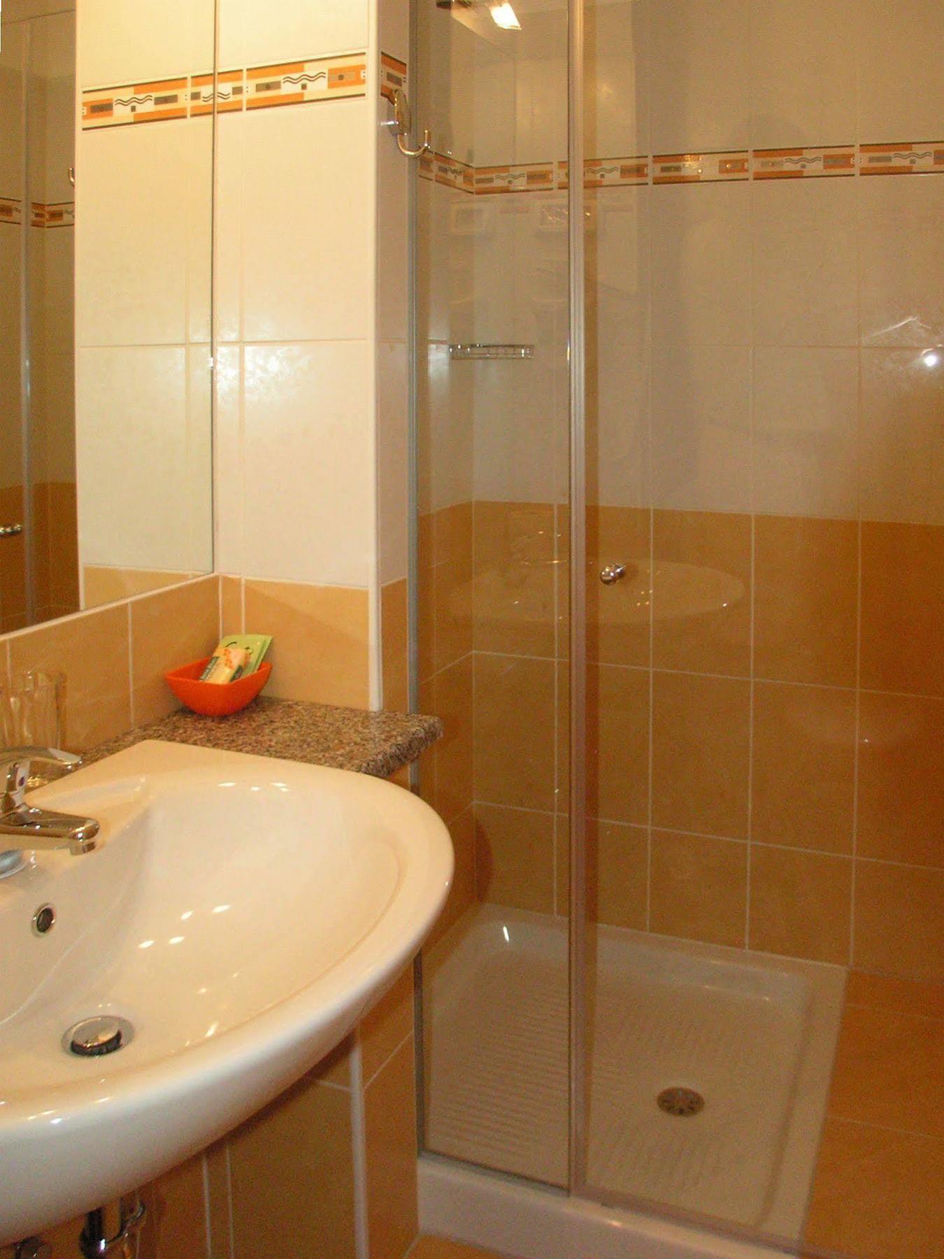 Garni Hotel Keltika Izola Bagian luar foto